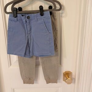 Lot of 2 Janie and Jack Bottoms (Size 3T)